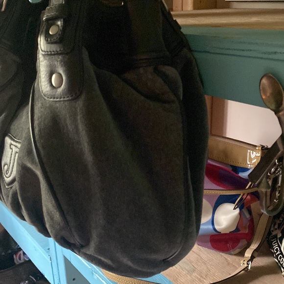 SOLD on FB. Juicy Couture Bag Scottie Y2K Grey And Pink Pewter Charm - Picture 4 of 14